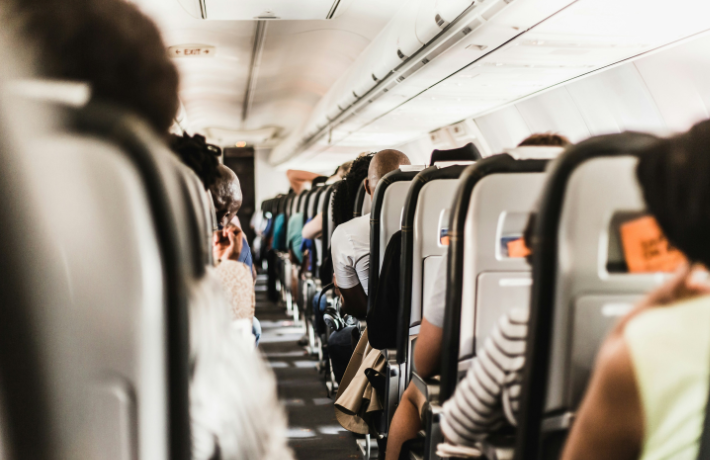 飛行機の機内